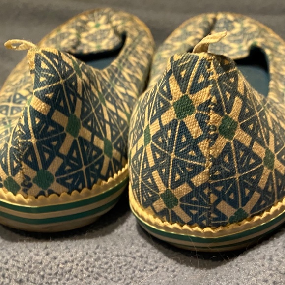 Canvas flats - Picture 8 of 8